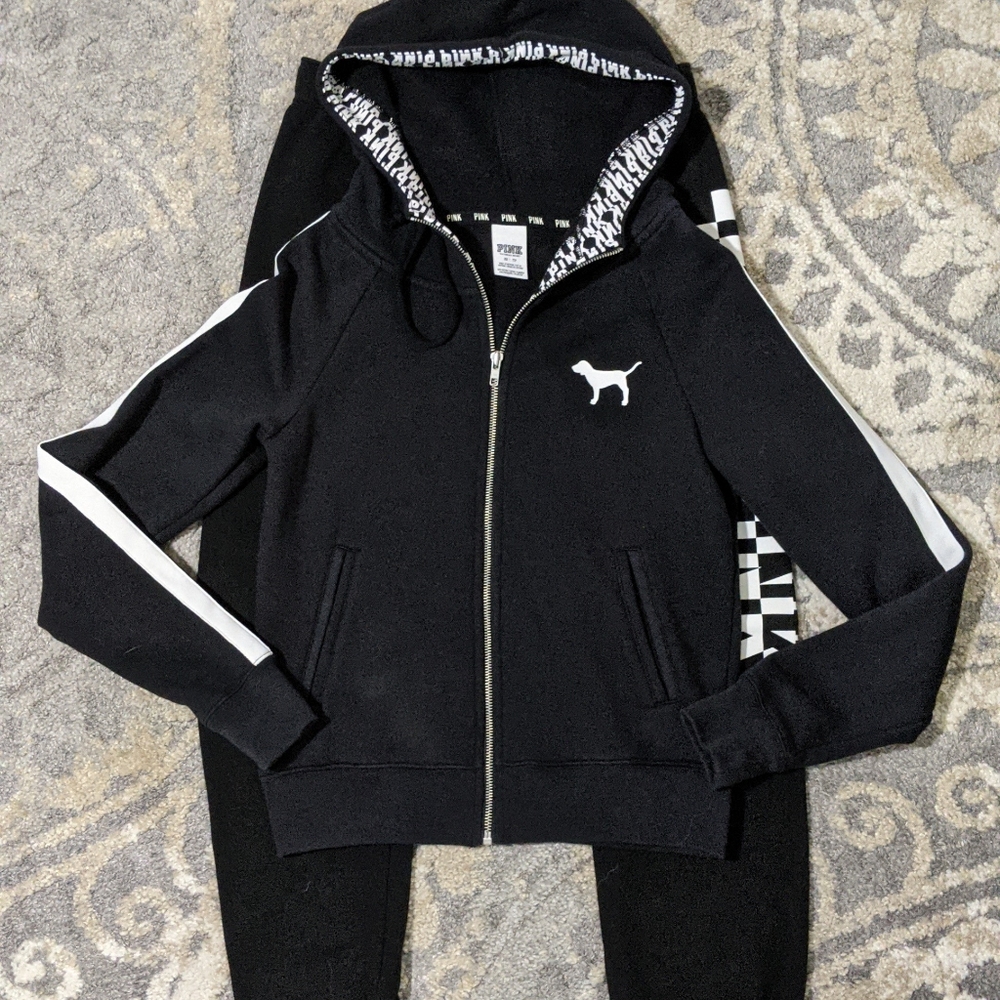 NWOT Love Pink Black & White Sweatsuit Set, XS